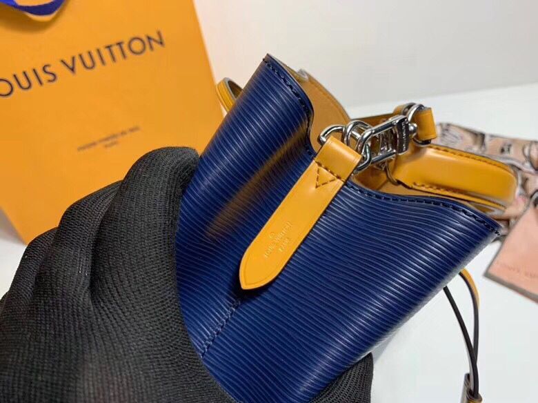 Louis Vuitton Original Epi Leather Neonoe BB Bag M53612 Navy