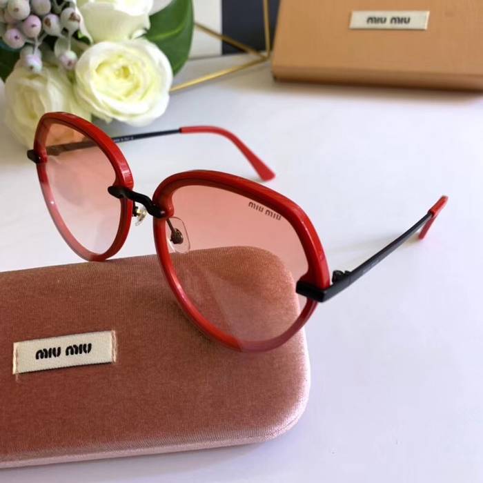 MIU MIU Sunglasse Top Quality MM41896