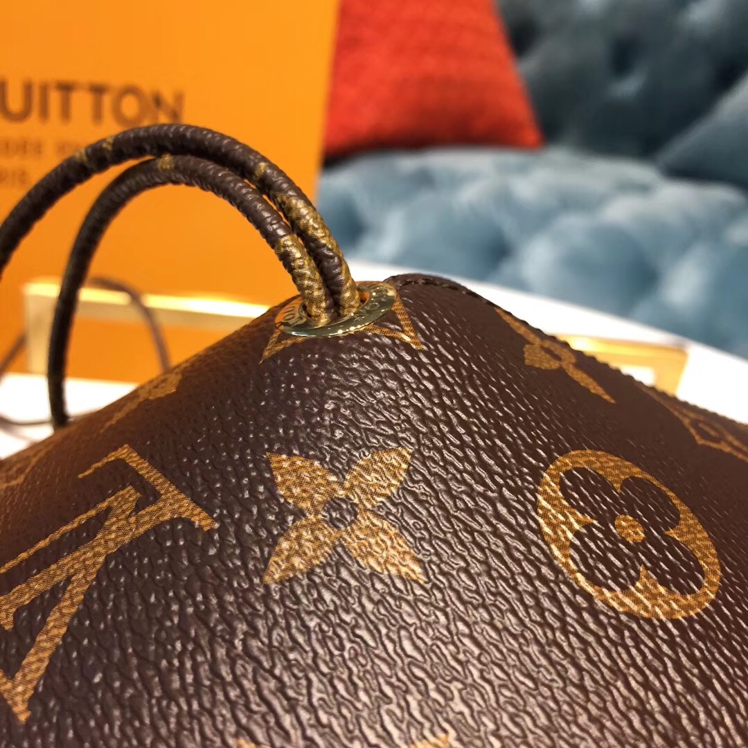 Louis vuitton original TOUPIE M44592