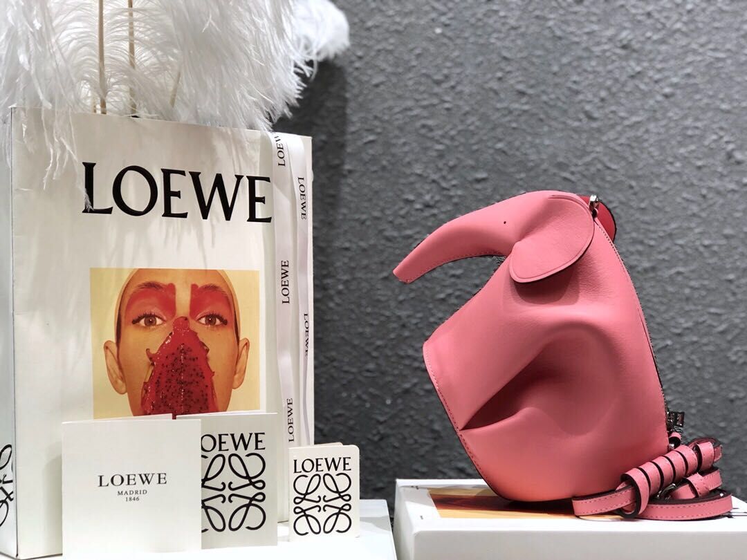 Loewe Elephant Mini Leather shoulder bag LE8922 Pink