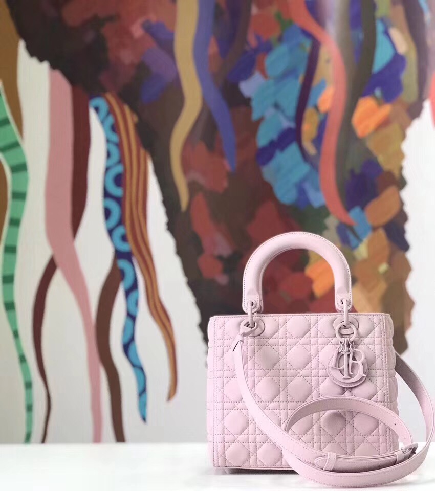 Dior ULTRAMATTE LADY DIOR-TAS M0565S Lavender