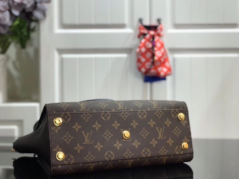 Louis Vuitton Original ON MY SIDE M53823 black