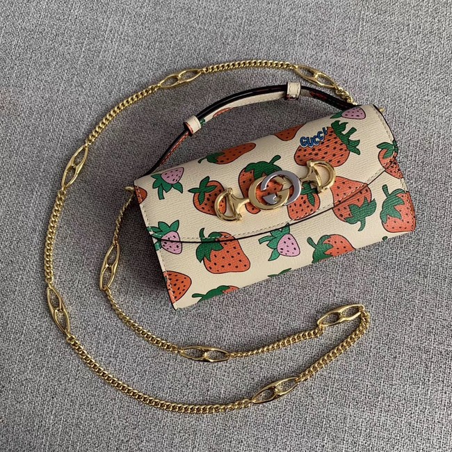 Gucci Zumi Strawberry print mini bag 564718