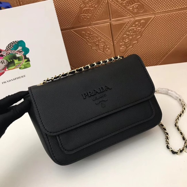 Prada Calf leather shoulder bag 3011 black