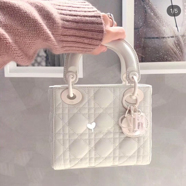 Dior ULTRAMATTE LADY DIOR-TAS M0505O white