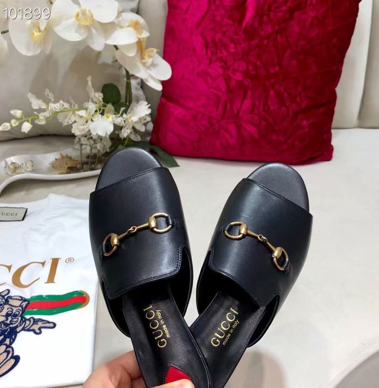 Gucci Leather slipper GG1535BL-2