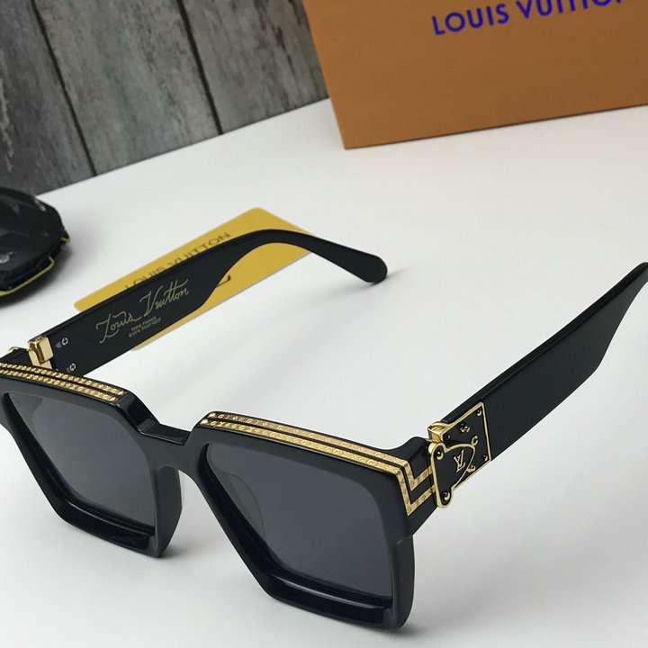 Louis Vuitton Sunglasses Top Quality LV5729_82