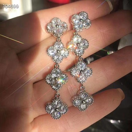 Van Cleef & Arpels Earrings CE3541