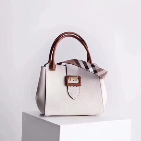 BURBERRY Medium Banner tote bag 0221 white