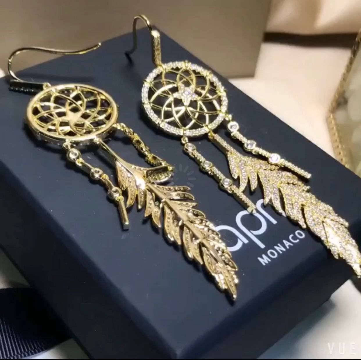 APM Earrings A6987