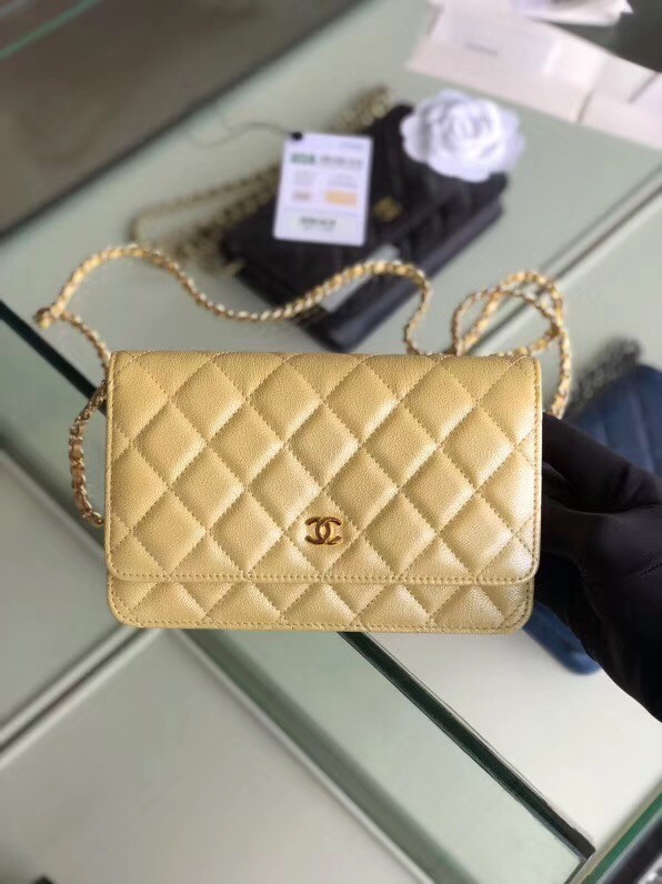 Chanel classic wallet on chain Grained Calfskin & gold-Tone Metal 33814 Pearlescent apricot