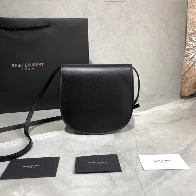 Yves Saint Laurent Cow Leather Shoulder Bag Y551559 Black