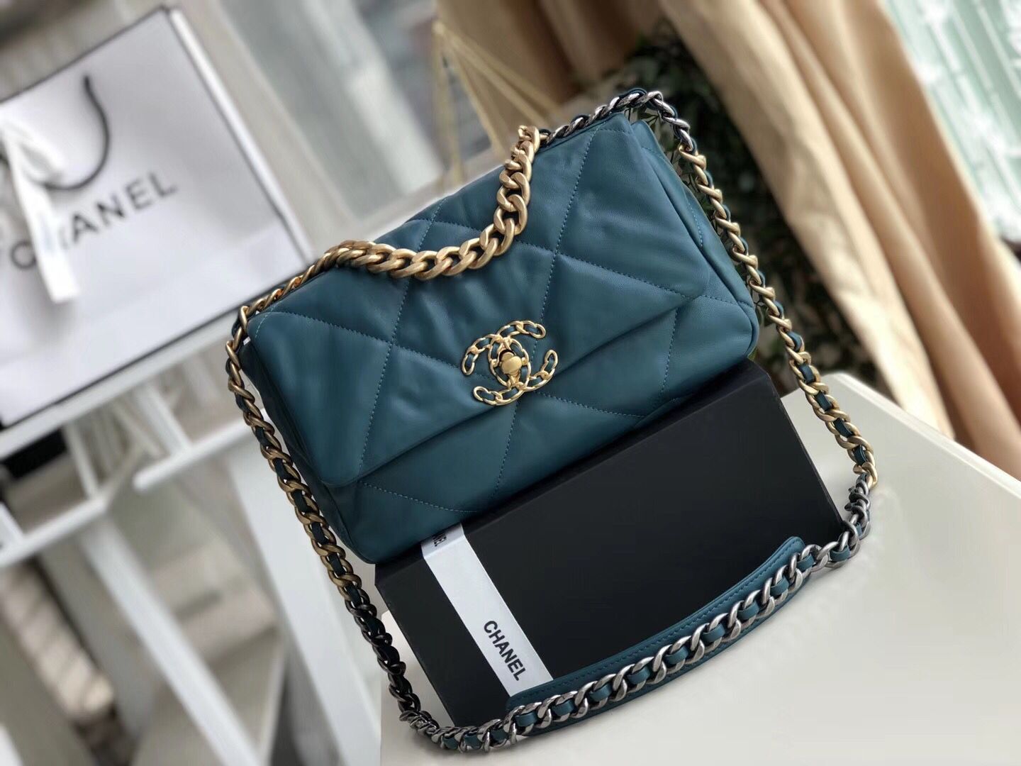 Chanel Original Soft Leather Chain Bag CC9237 Navy