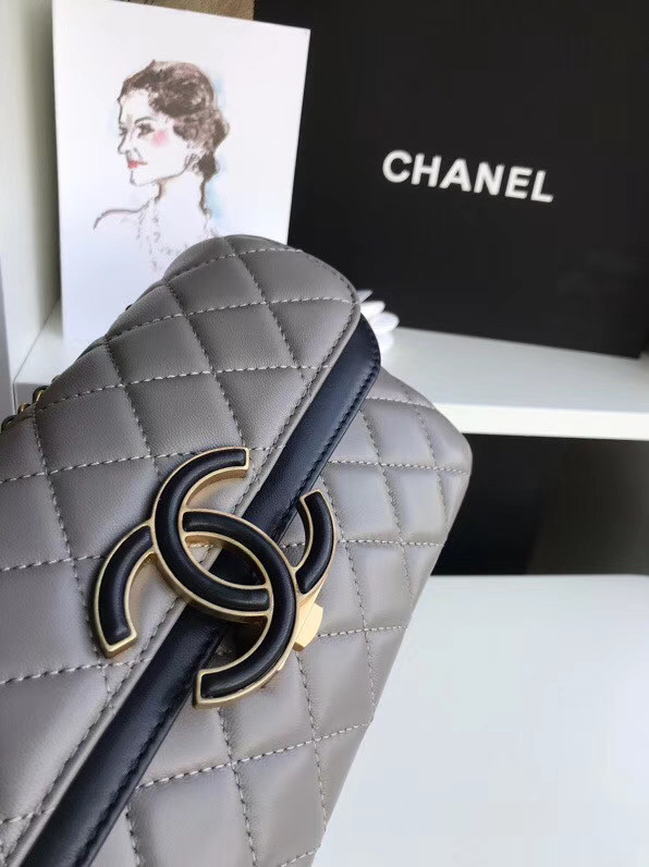 Chanel flap bag Lambskin & Gold-Tone Metal 57275 grey