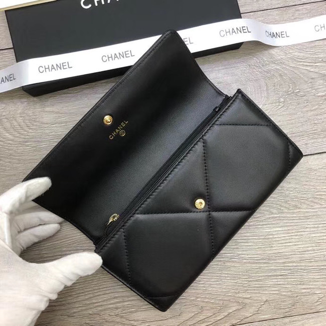 Chanel sheepskin & Gold-Tone Metal Wallet A6871 black