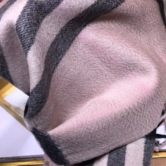 Burberry Cashmere Classic Scarf 3600