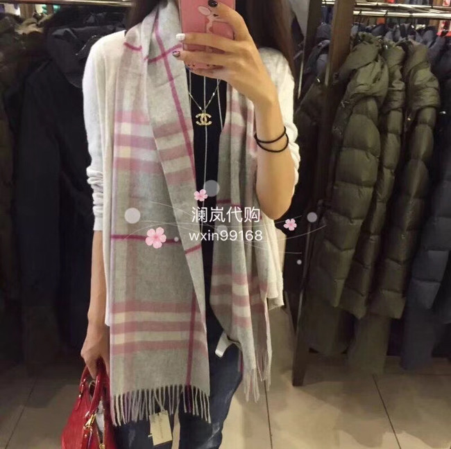 Burberry Cashmere Classic Scarf 3603