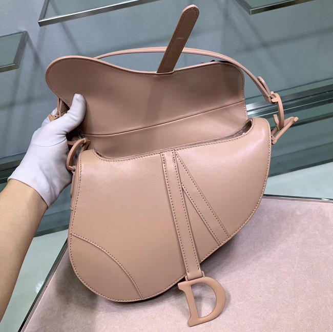 Dior SADDLE-TAS VAN KALFSLEER Bag Flower M0446C Nude