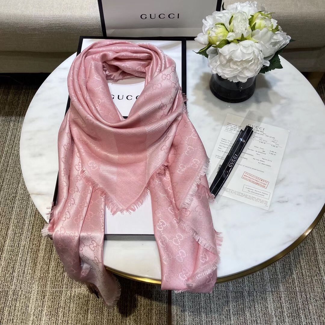 Gucci Cashmere Scarf GG9654 Pink