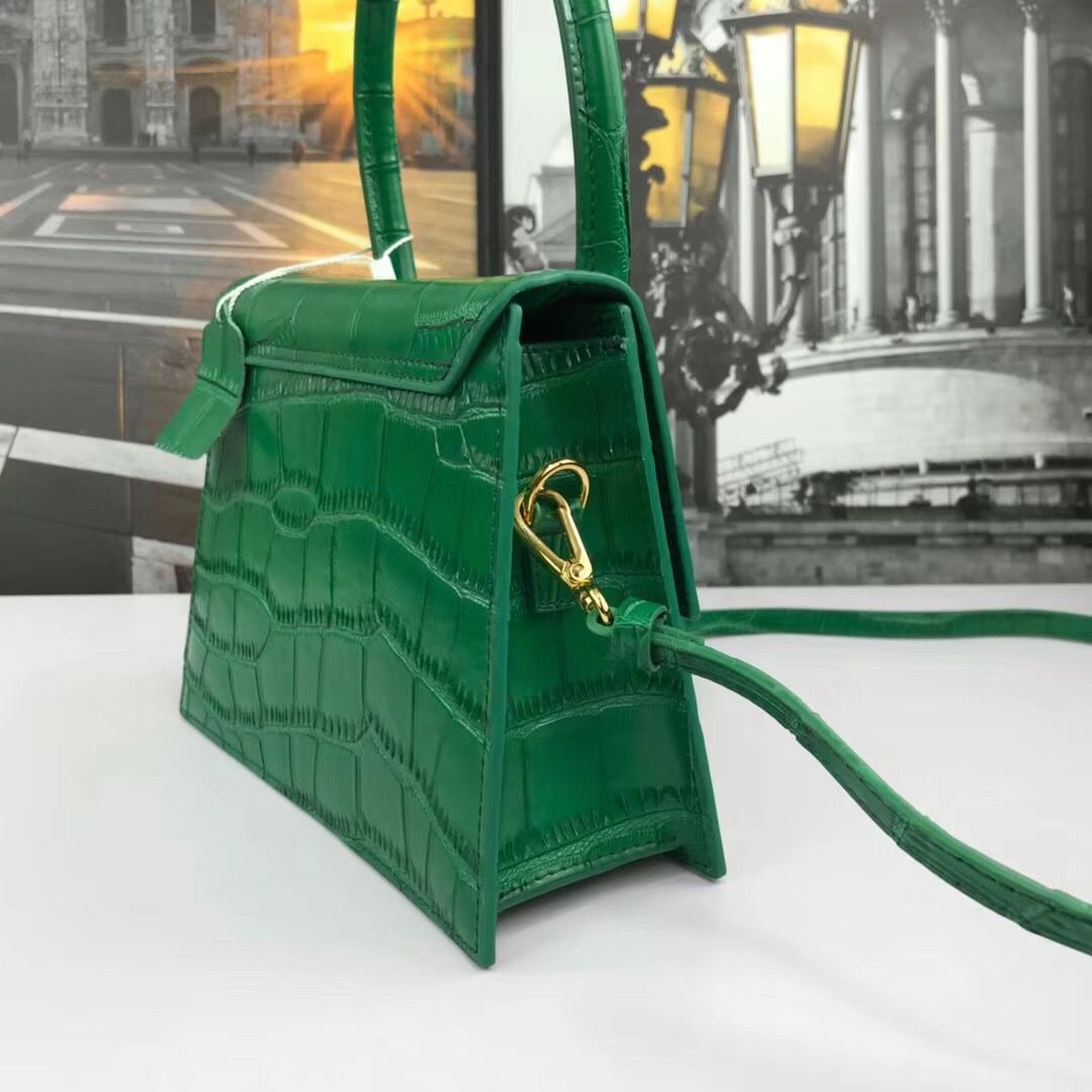 Jacquemus Original Leather Mini Top Handle Bag J8088 Green