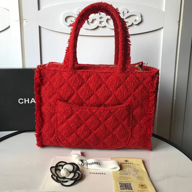 CHANEL zipped shopping bag AS0976 red