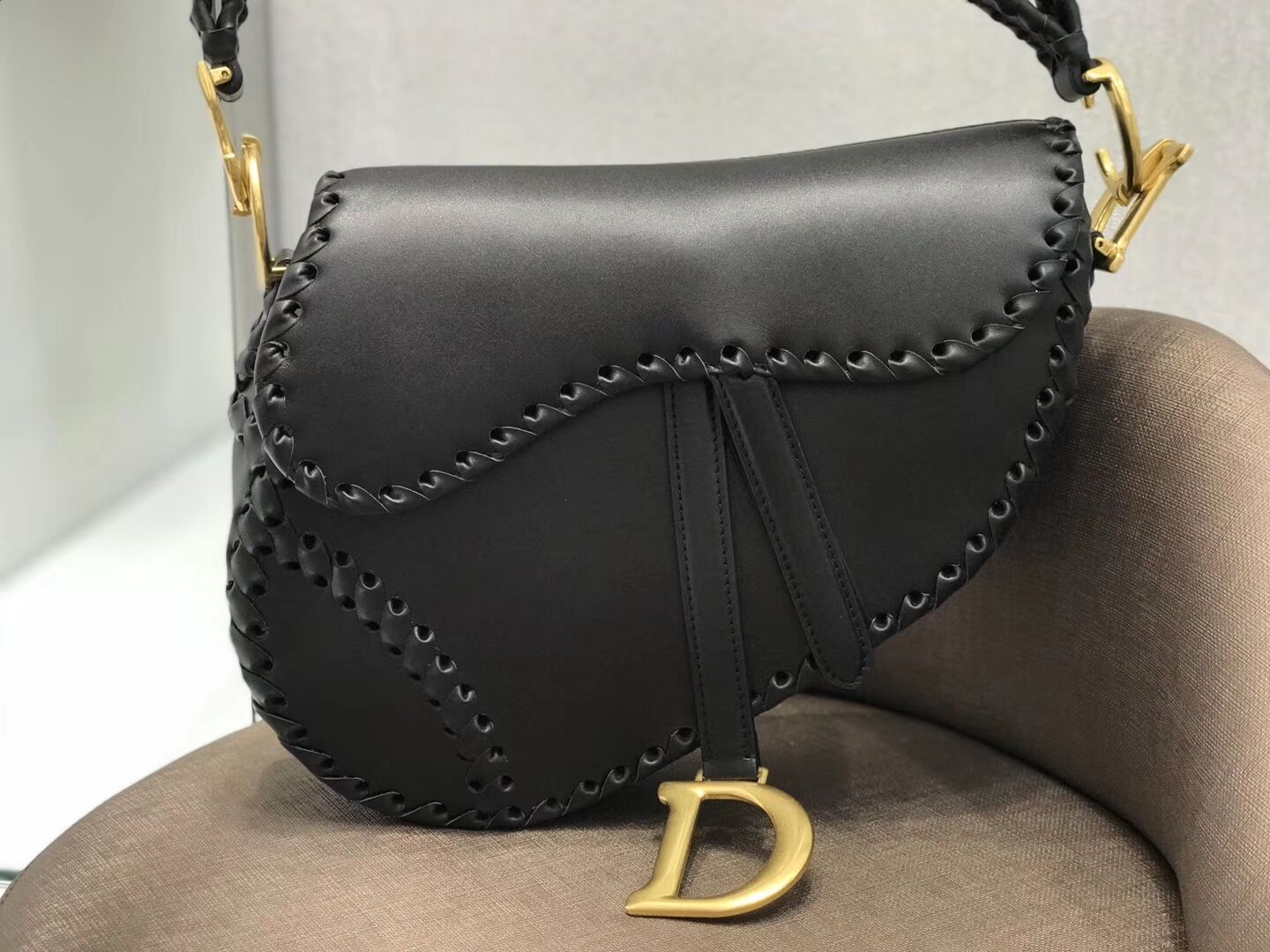 Dior MINI SADDLE BAG IN BLACK CALFSKIN M0447 black