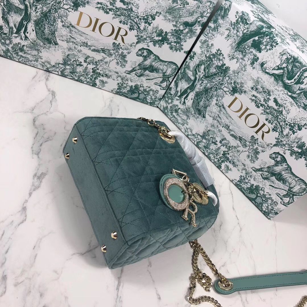 MINI LADY DIOR Velvet BAG M424 Green