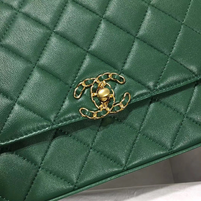 Chanel flap bag leather & Gold Metal AS0970 green