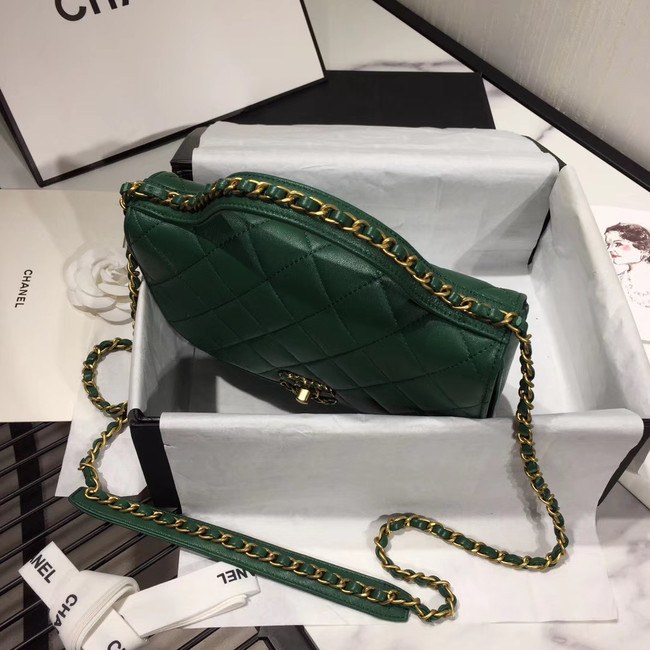 Chanel flap bag leather & Gold Metal AS0970 green