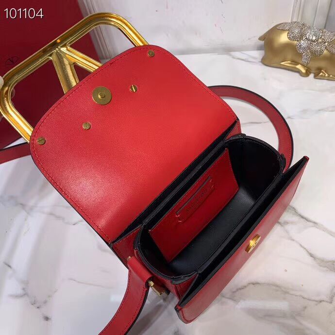 VALENTINO Origianl leather shoulder bag V0032 red