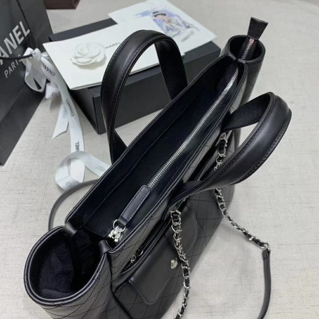 CHANEL Large zip shopping bag AS1300 black