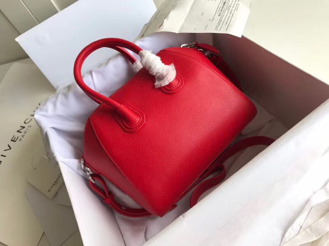 Givenchy Grained Calfskin Antigona Bag BB0511 red