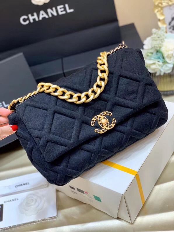 CHANEL 19 Flap Bag AS1160 AS1161 AS1162 Black