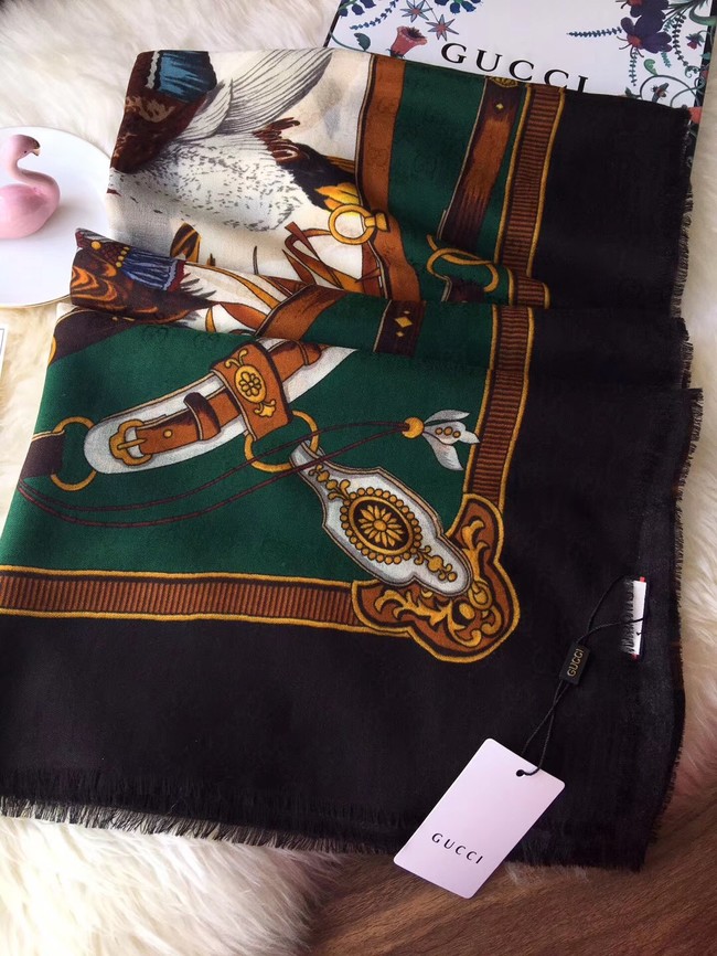 Gucci silk Scarf GG55622