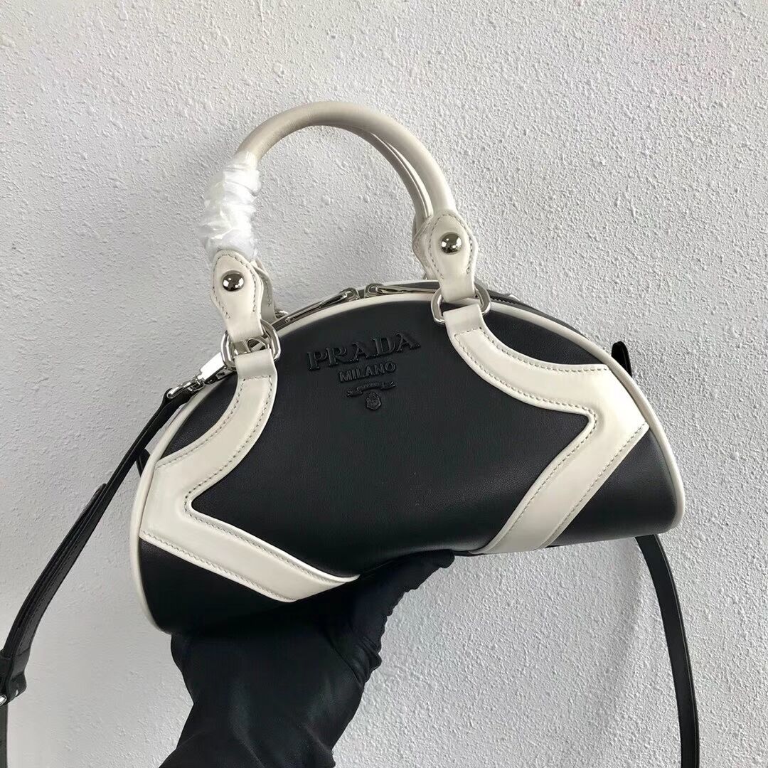 Prada Calf skin tote 1BD071 black&white