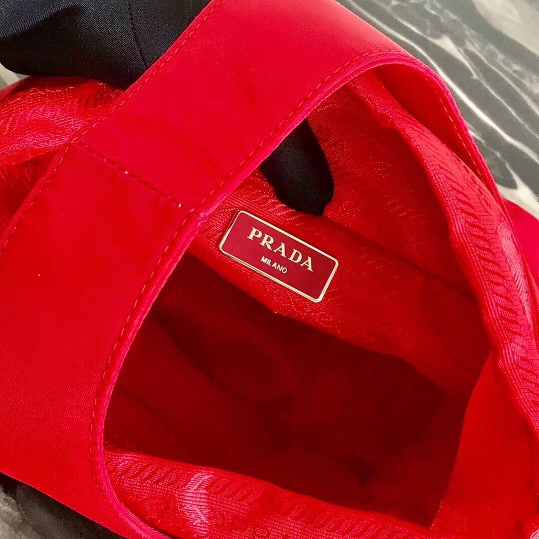 Prada Re-Edition nylon Tote bag 1N1420 red