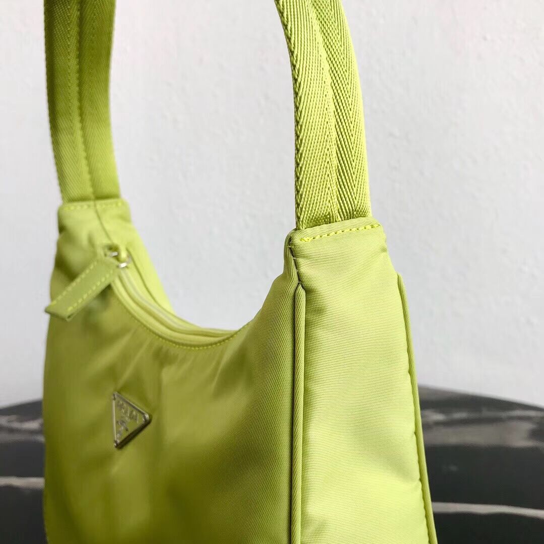 Prada Re-Edition nylon Tote bag MV519 green