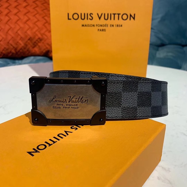 Louis Vuitton Leather Belt M0198 30MM