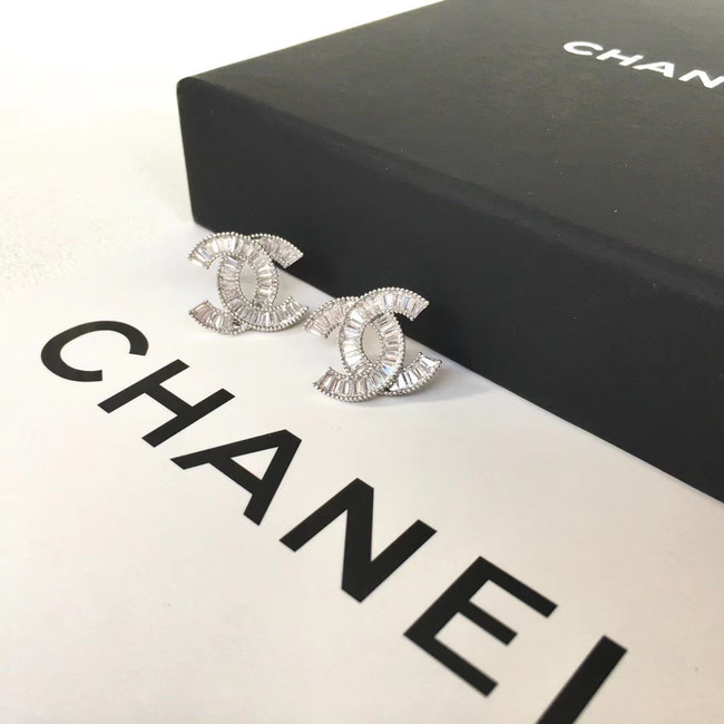 Chanel Earrings CE4668