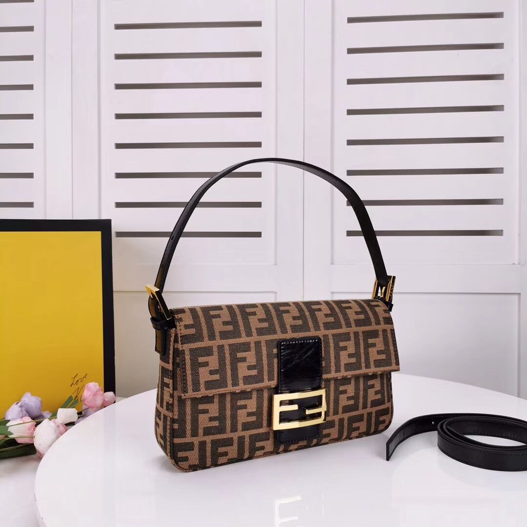 FENDI BAGUETTE fabric bag 8BR011 black