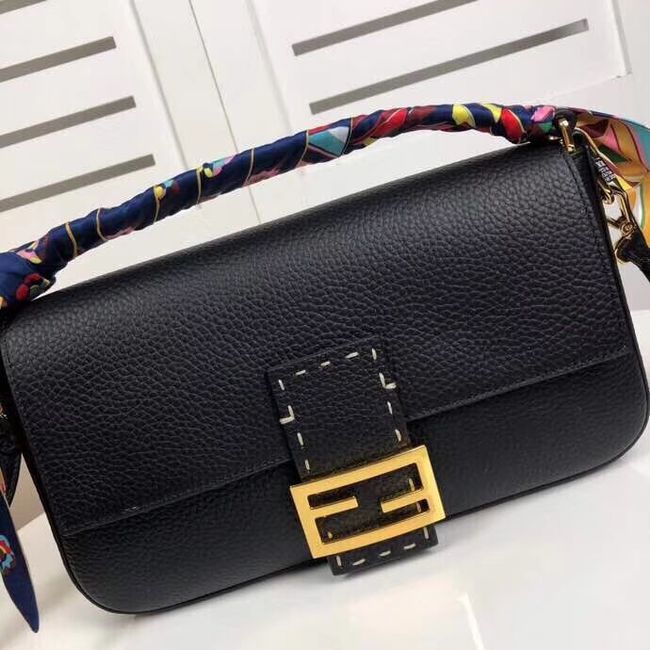 Fendi BAGUETTE leather bag F2466 black