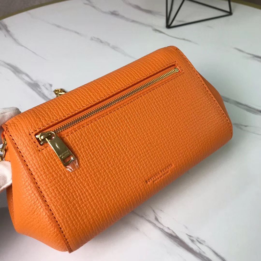 Bottega Veneta Original Leather Mini Chain Bag BV6700 Orange