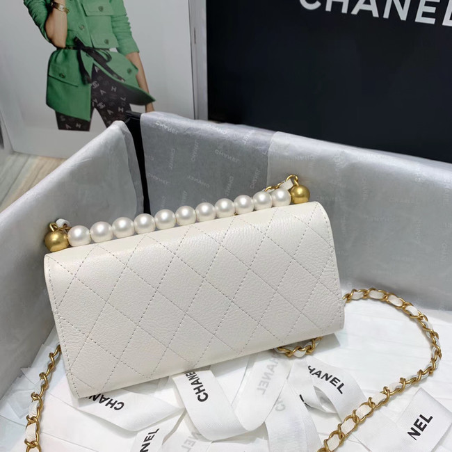 Chanel flap bag AP1001 white