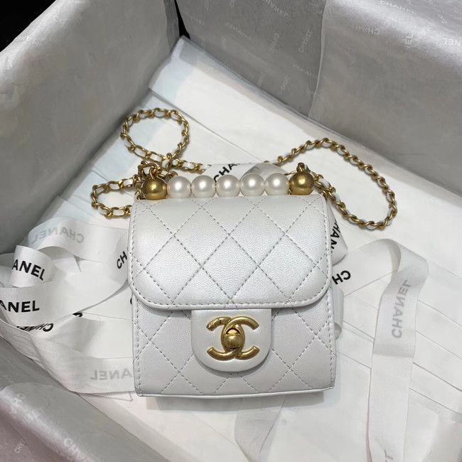 Chanel flap bag AP0997 white