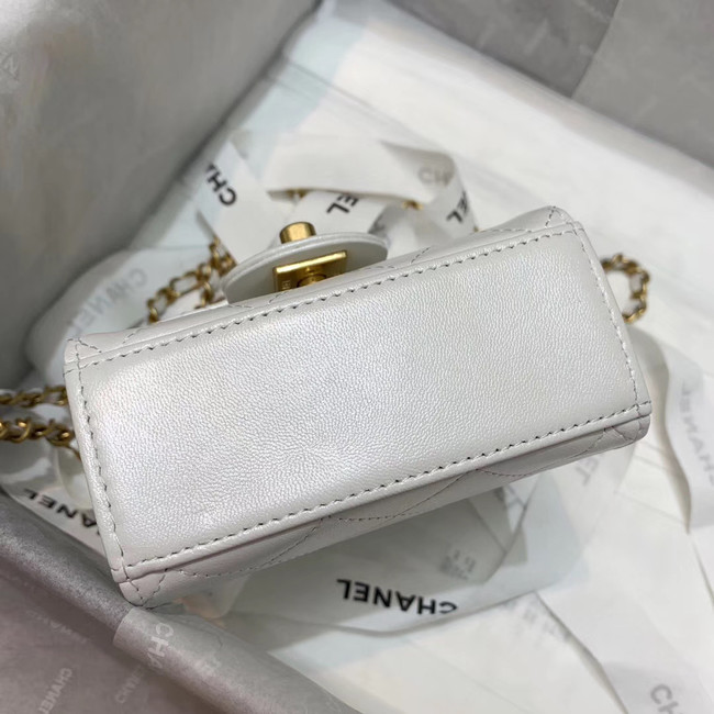 Chanel flap bag AP0997 white