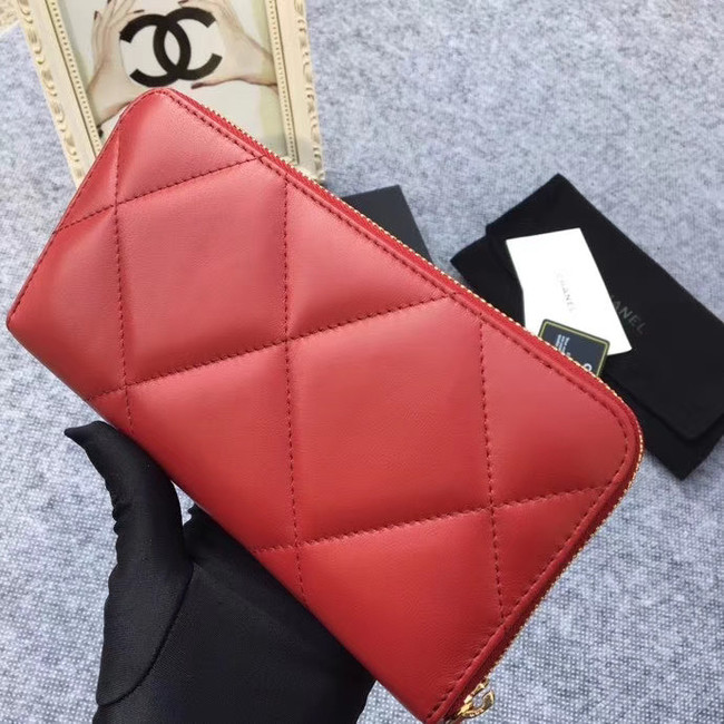 CHANEL 19 sheepskin & Gold-Tone Metal Wallet AP1063 Burgundy