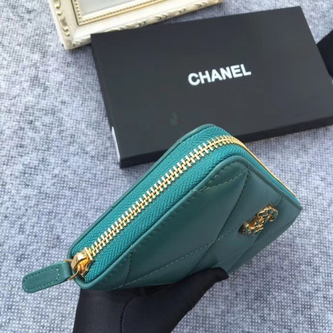 CHANEL 19 sheepskin & Gold-Tone Metal Wallet AP1063 green