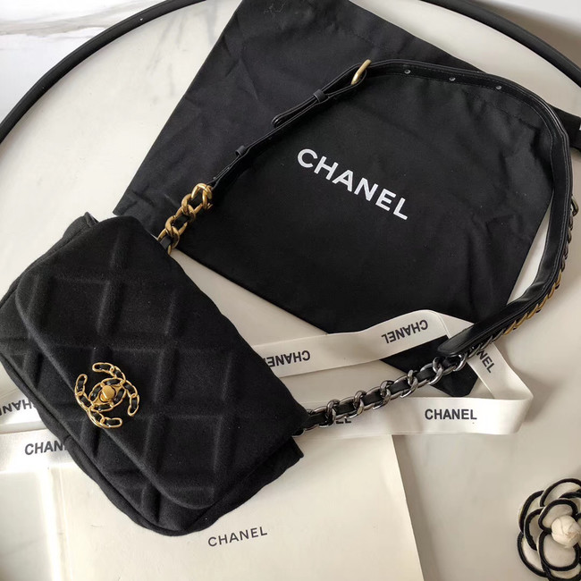 Chanel 19 Bodypack AS1163 black