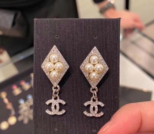 Chanel Earrings CE4775