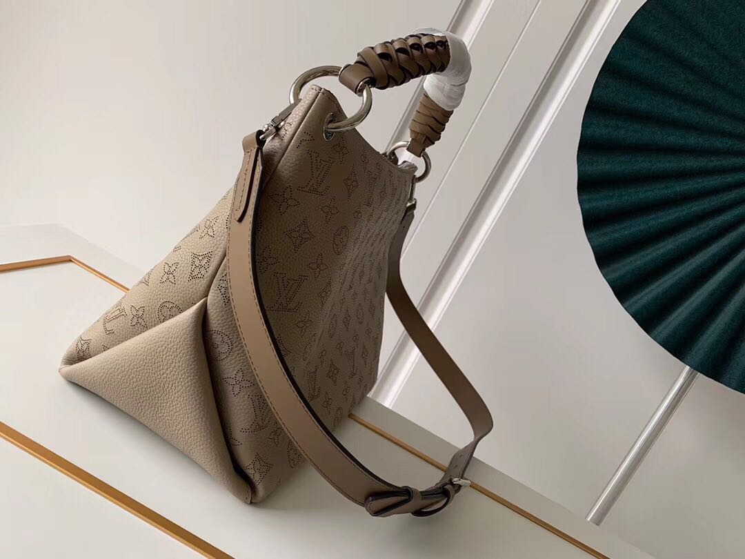 Louis Vuitton BEAUBOURG HOBO M56084 grey